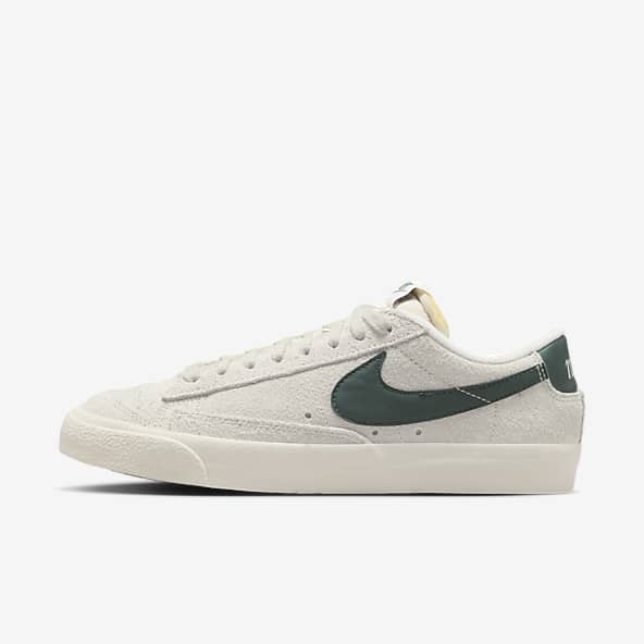 Nike blazer low jordan 2025